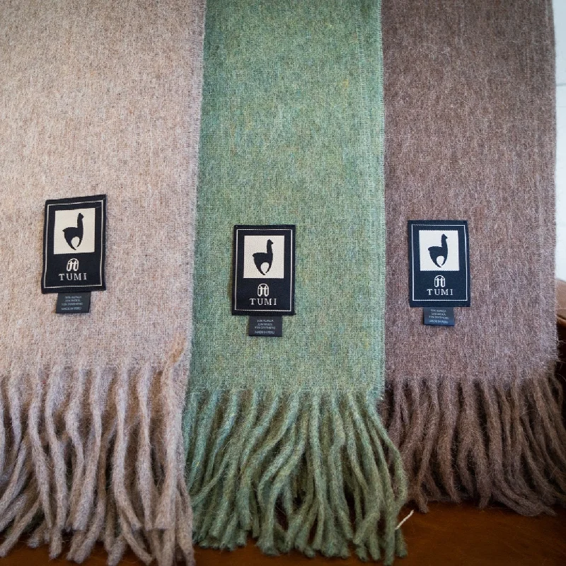 Therapeutic lavender - scented sleep blanketsCashmere blankets for ultimate softness and luxuryAlpaca Threadz Alpaca Wool Throw Blanket - Solid Colors Therapeutic lavender - scented sleep blanketsCashmere blankets for ultimate softness and luxuryAlpaca Threadz Alpaca Wool Throw Blanket - Solid Colors