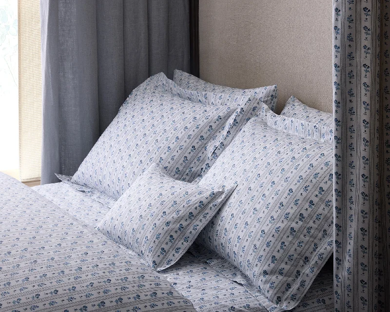 Hypoallergenic Silk Sheets for Sensitive SleepersCabanon Stripe | Flat Sheet