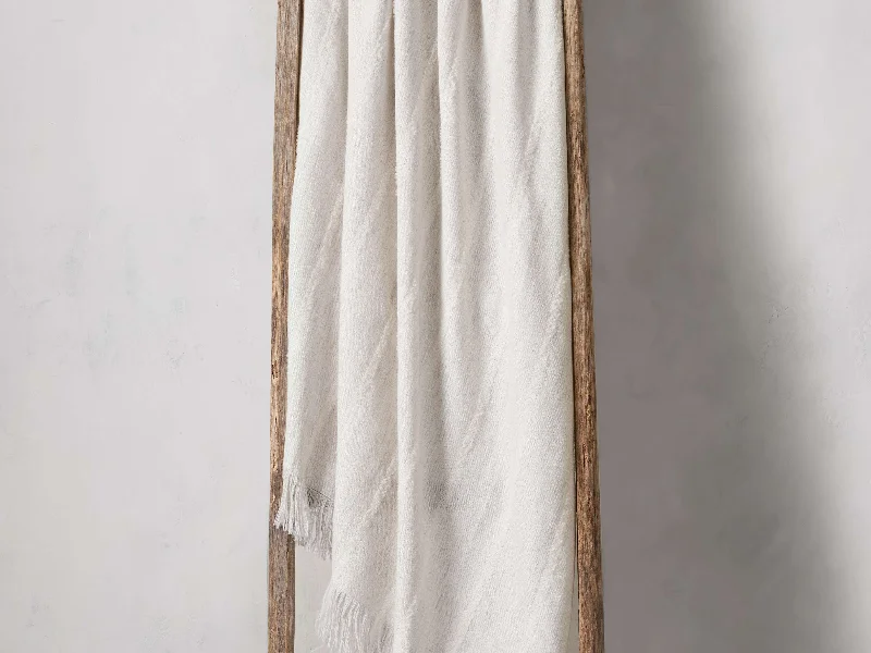 Cooling gel - infused summer bed blankets​Wool blankets with natural warmth and insulationAlpaca Striped Throw