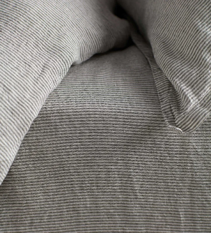 Jersey - Knit Sheets for a Comfortable and Casual BedOlive Green Sid Stripe 100% Linen Fitted Sheet