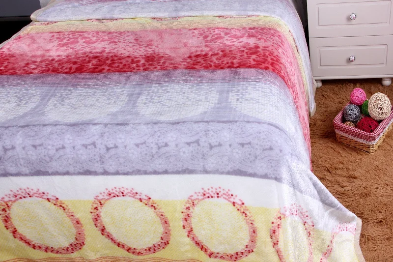 Washable knitted cotton baby receiving blanketsAlpaca wool blankets for a hypoallergenic and warm optionDaDa Bedding Seashore Sunny Yellow Lavender Floral Flannel Mink Fleece Throw Blanket (XY9901) Washable knitted cotton baby receiving blanketsAlpaca wool blankets for a hypoallergenic and warm optionDaDa Bedding Seashore Sunny Yellow Lavender Floral Flannel Mink Fleece Throw Blanket (XY9901)