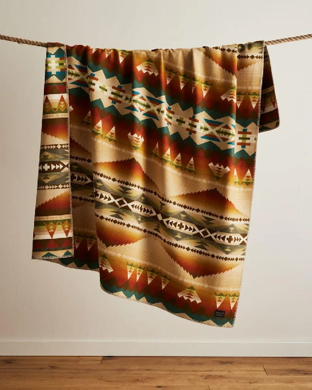 Glow - in - the - dark kids sleepover blankets​Solstice Canyon Blanket
