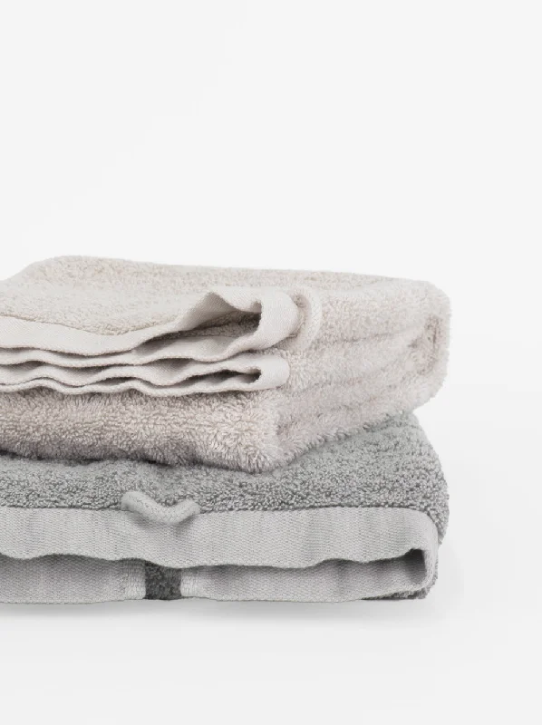 Wrinkle - Free Polyester Sheets for a Low - Maintenance BedRiviera Hand Towel