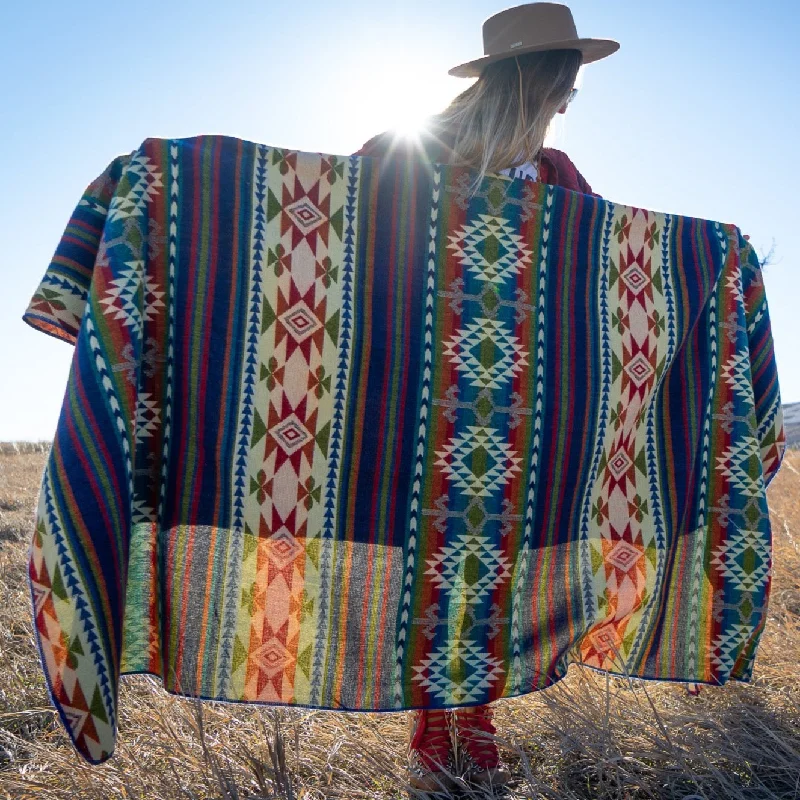 Thermal insulated emergency survival blanketsCotton blankets for breathability and a lightweight feelAlpaca Threadz Andean Alpaca Wool Blanket - Galapagos Thermal insulated emergency survival blanketsCotton blankets for breathability and a lightweight feelAlpaca Threadz Andean Alpaca Wool Blanket - Galapagos
