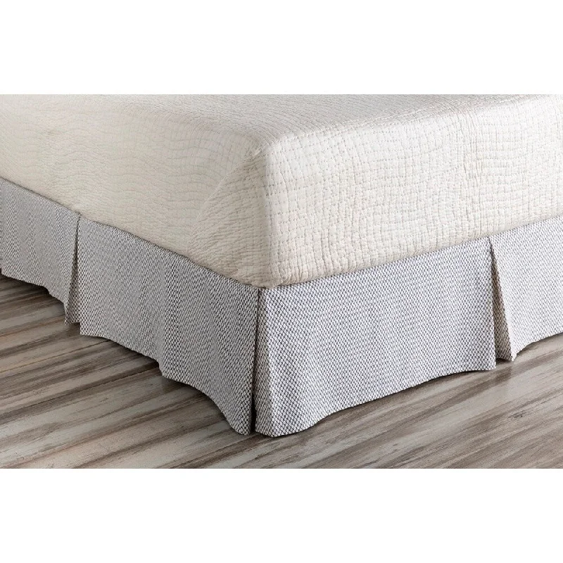 Bed skirts with a child - friendly printBrenda Dot Cotton/Flax Bedding Skirt