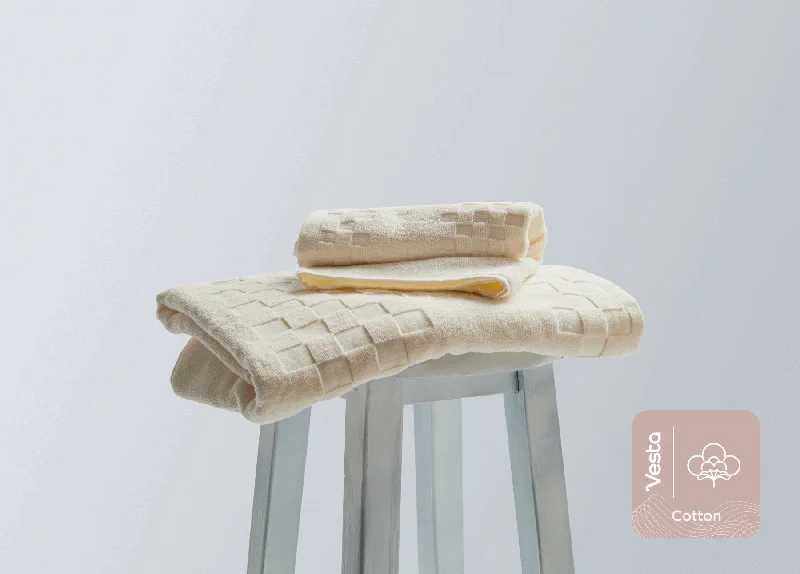 Linen - Cotton Blend Sheets for a Natural and Versatile OptionGeometric Fast-Drying Turkish Cotton Towel Set Linen - Cotton Blend Sheets for a Natural and Versatile OptionGeometric Fast-Drying Turkish Cotton Towel Set