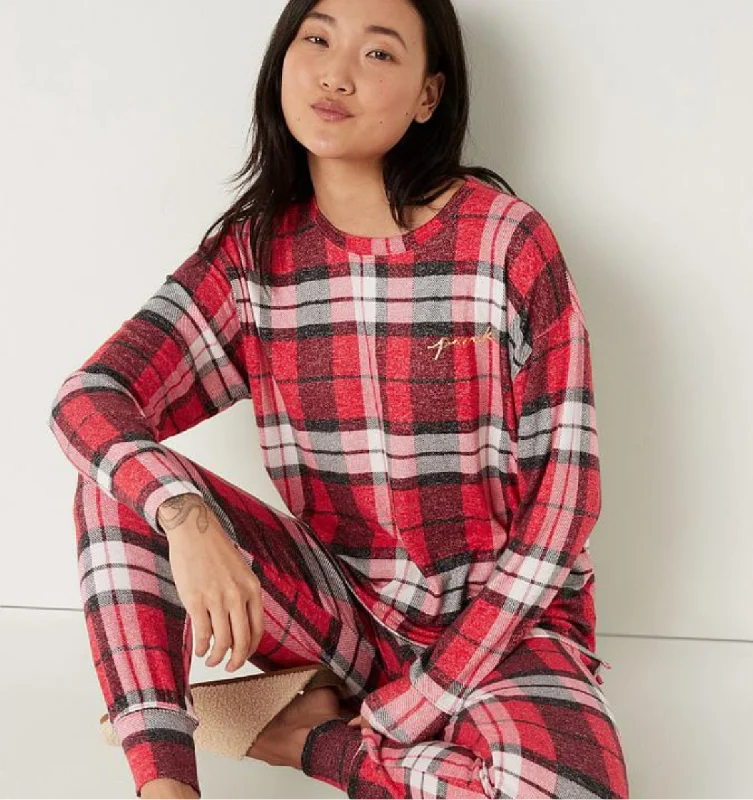 Bed skirts with a high - quality elastic waistbandPINK Cozy Long-Sleeve Soft Sleep Shirt Bed skirts with a high - quality elastic waistbandPINK Cozy Long-Sleeve Soft Sleep Shirt