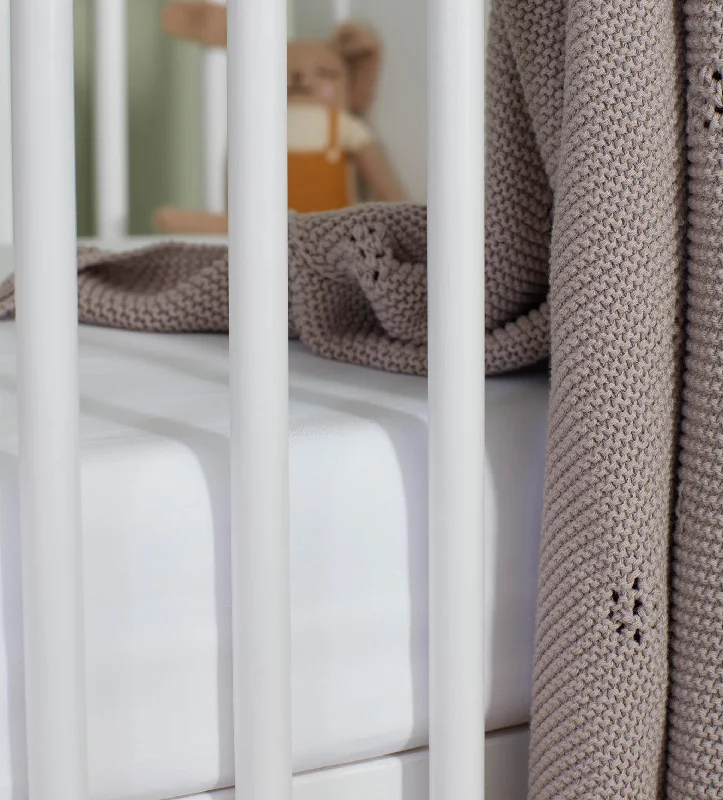 Hypoallergenic Silk Sheets for Sensitive SleepersWhite 100% Organic Cotton Small Cot Fitted Sheet