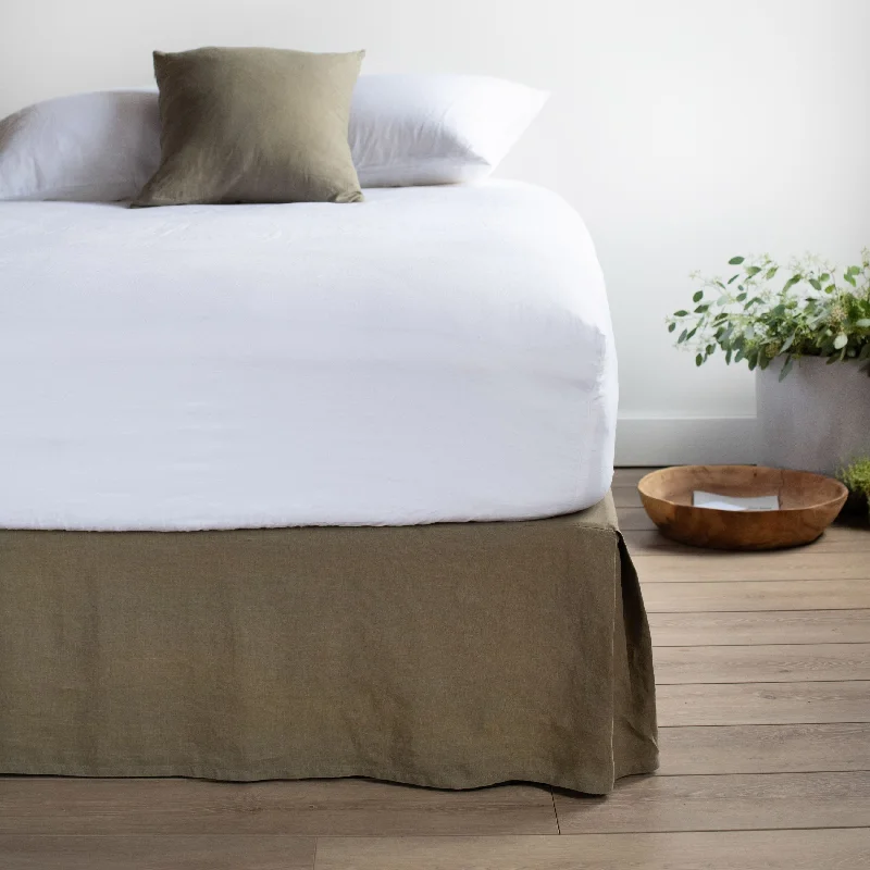 Bed skirts with a tie - back design for adjustability100% French Linen Bedskirt by BOKSER HOME Bed skirts with a tie - back design for adjustability100% French Linen Bedskirt by BOKSER HOME