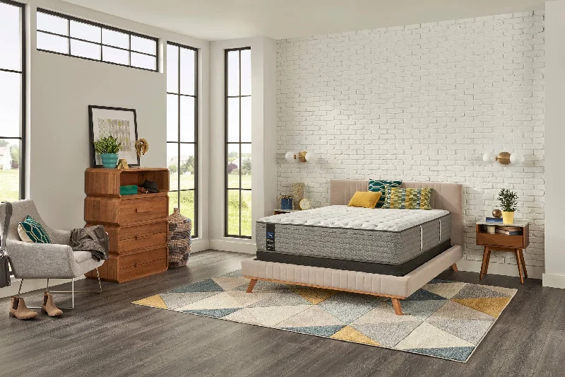 Natural latex and organic cotton blend mattressesSealy Posturepedic®13" Medium Mattress Natural latex and organic cotton blend mattressesSealy Posturepedic®13" Medium Mattress