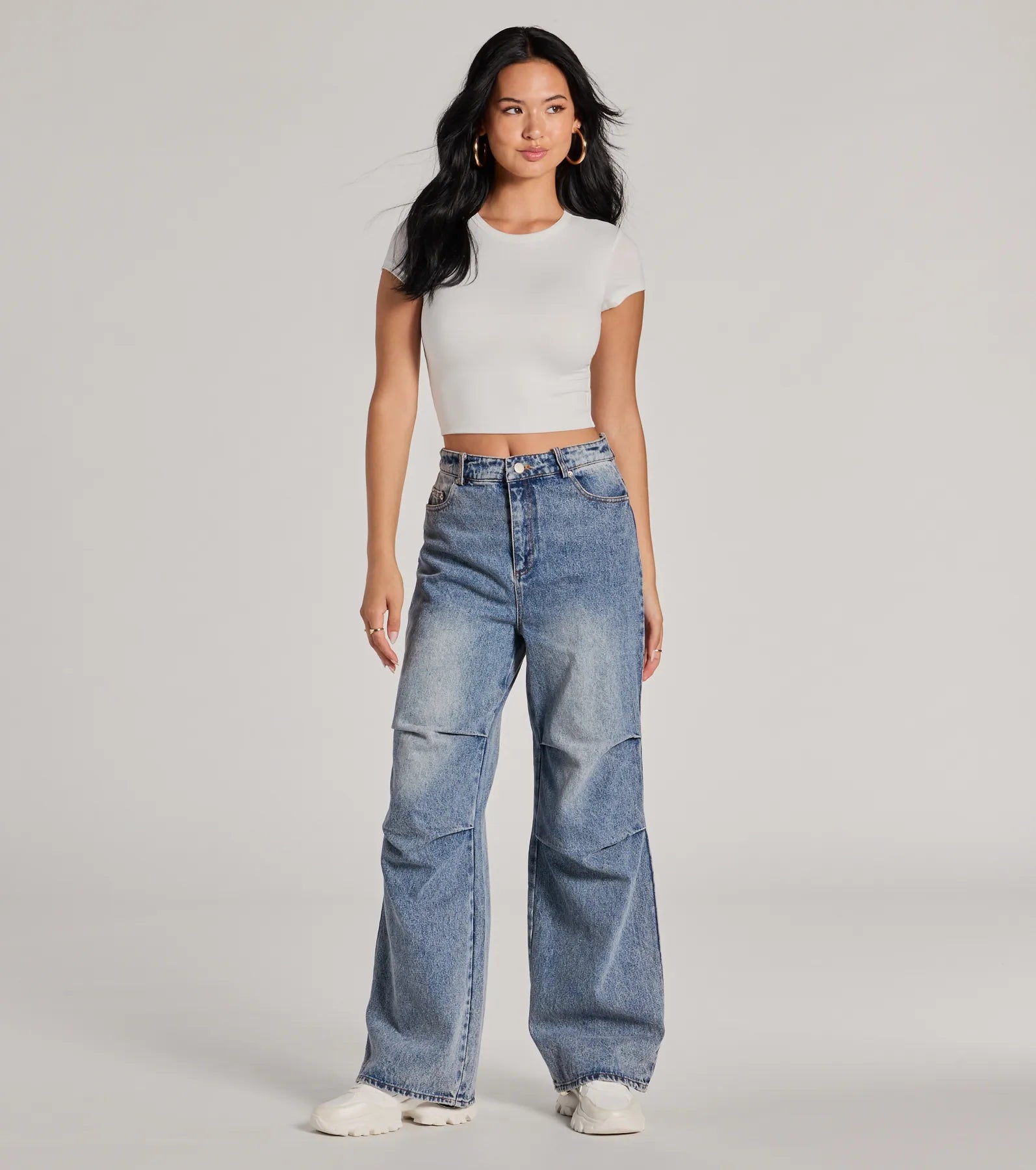 Casual Must-Have Crew Neck Crop Top