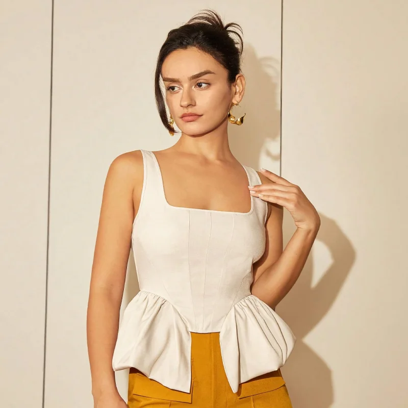 Chic Square Neck Asymmetrical Hem Top